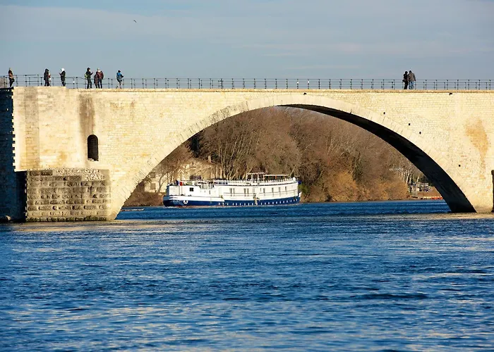 Bateau Hotel A Quai Le Chardonnay