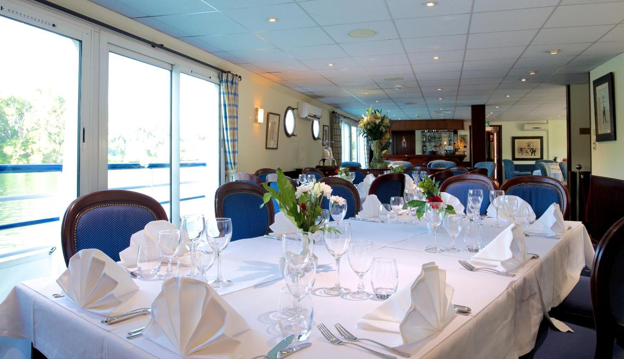 Hotel Bateau A Quai Le Chardonnay 4*