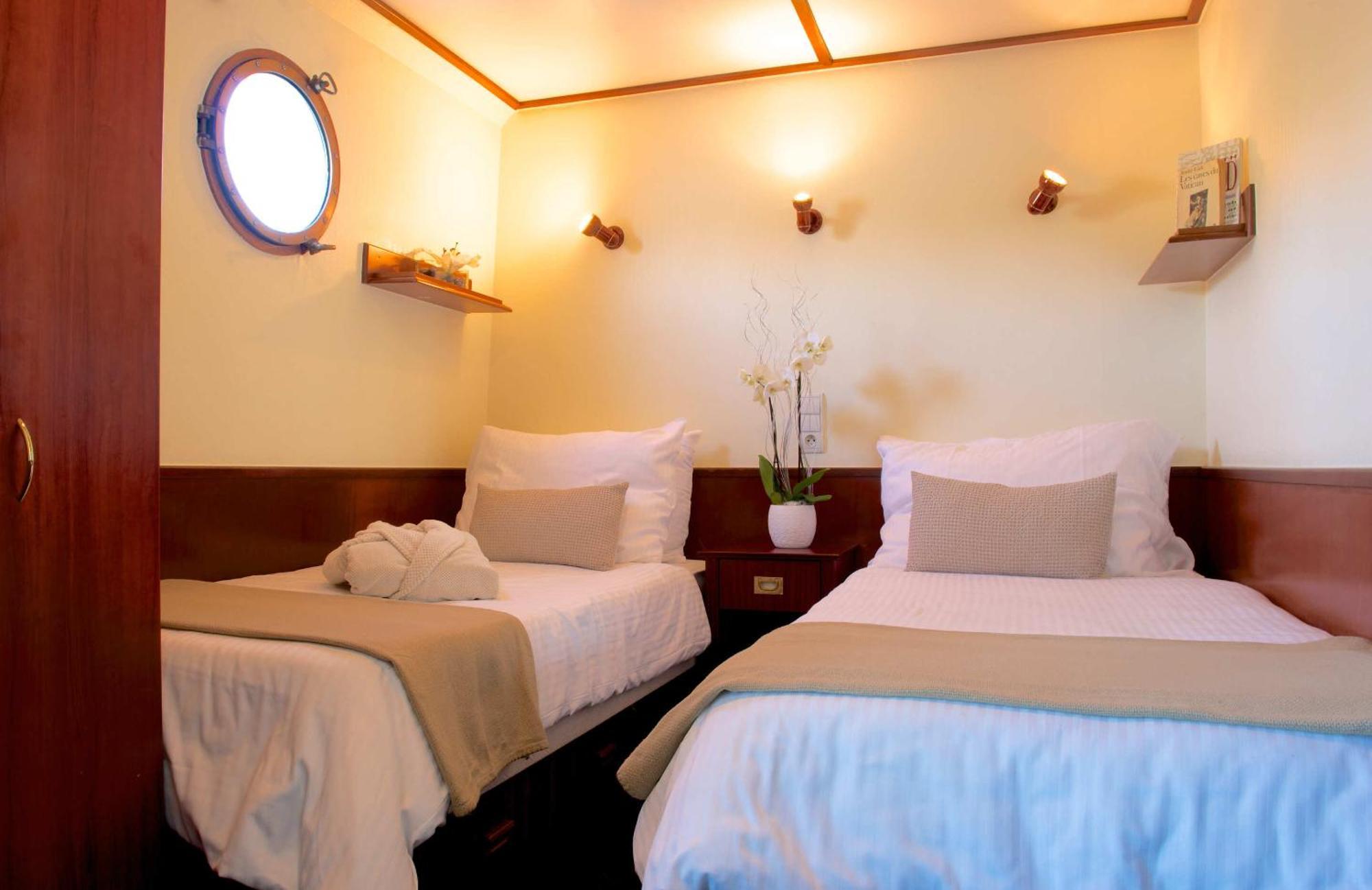 Hotel Bateau A Quai Le Chardonnay