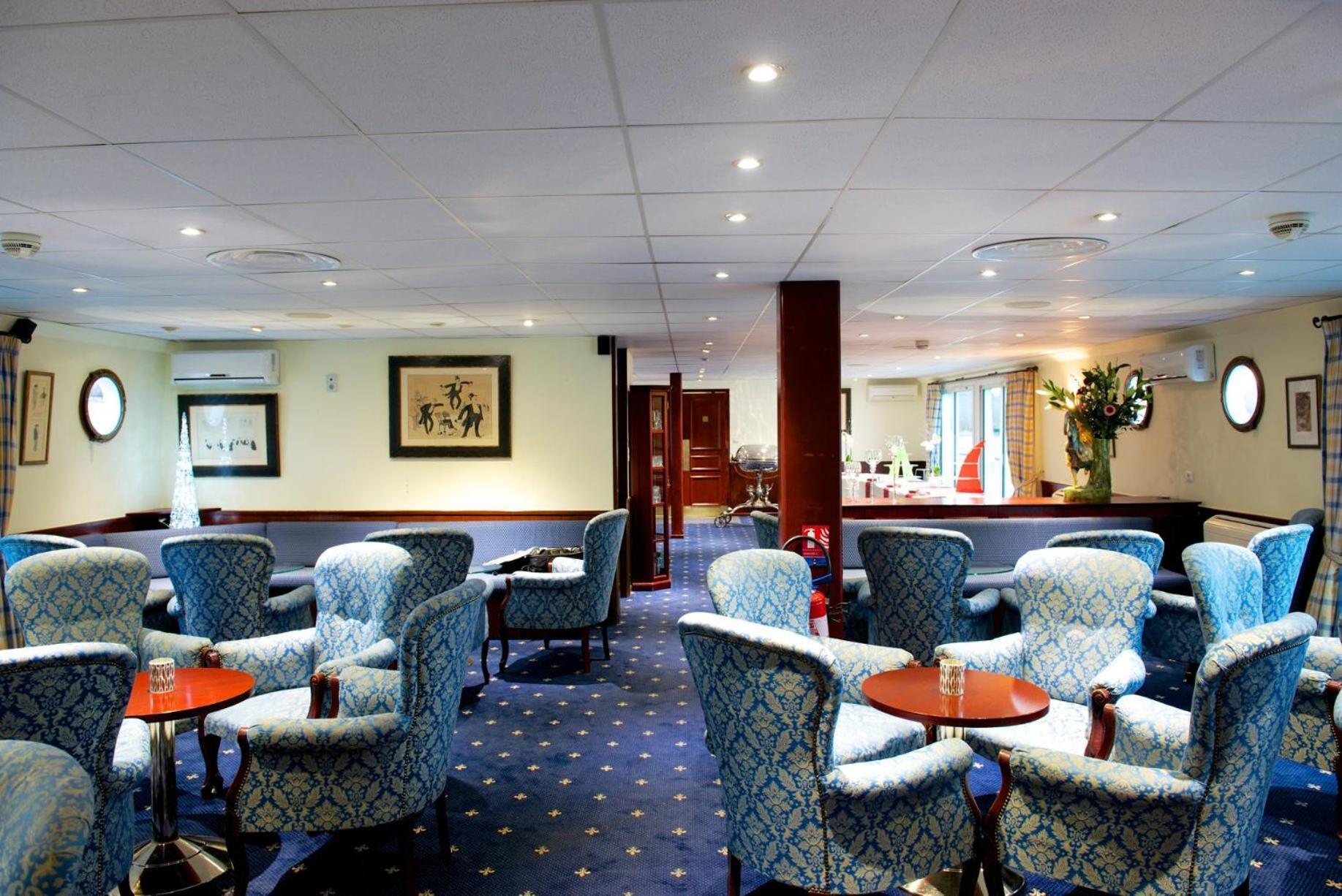 Hotel Bateau A Quai Le Chardonnay 4*