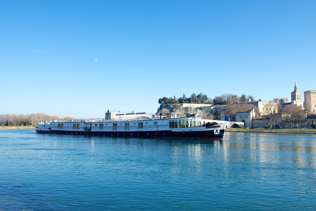 Bateau A Quai Le Chardonnay Hotel